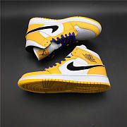 Air Jordan 1 Mid SE Lakers - 852542-700  - 4