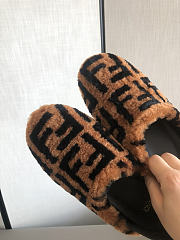 Fendi Brown sheepskin slippers - 8P8082AD7MF0R7R - 5