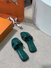 Hermes Slides 00024 - 3