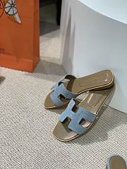 Hermes Slides 00025 - 2