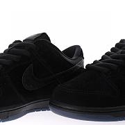 Nike Dunk Low SP Undefeated 5 On It Black - DO9329-001 - 2