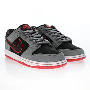  Nike SB Dunk Low Ishod Wair Dark Grey - 895969-006 - 3