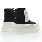 Alexander McQueen Tread Slick Lace Up Boot Black White - 604254W4MV21070 - 3