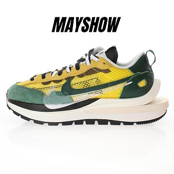 Nike Vaporwaffle sacai Tour Yellow Stadium Green - CV1363-700