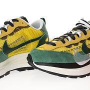 Nike Vaporwaffle sacai Tour Yellow Stadium Green - CV1363-700 - 2