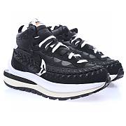 Nike Vaporwaffle sacai Jean Paul Gaultier Black White - DH9186-001 - 3