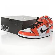 Air Jordan 1 Mid SE Turf Orange - DD6834-802 - 2