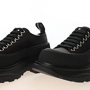 Alexander McQueen Tread Slick Low Lace Up Black - 611705 W4MV2 1000 - 5