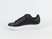 Alexander McQueen Oversized Black White Sole - 553680WHGP51000 - 3