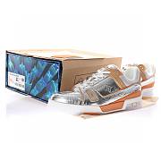 Louis Vuitton Trainer Metallic Beige - 1A996D - 5