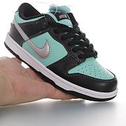 Nike Dunk SB Low Diamond Supply Co. 