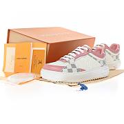 Louis Vuitton Tenis Time Out in Rosa - 1A9PZ3 - 5