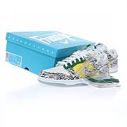 Nike Dunk Low Doernbecher Zoe - DR7305-100 - 5