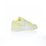 Air Jordan 1 Low Lemonade - DC0774-007 - 3