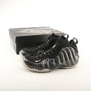 Nike Air Foamposite One Hologram - 314996-900 - 3