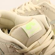 Nike SB Dunk Low Mummy - DM0774-111 - 3