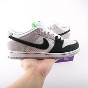  Nike SB Dunk Low Chlorophyll - BQ6817-011 - 5