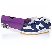 Nike SB Dunk Low Los Angeles Dodgers - DO9395-400 - 4