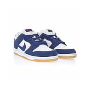 Nike SB Dunk Low Los Angeles Dodgers - DO9395-400 - 3