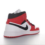 Air Jordan 1 Mid Chicago (2020) - 554724-173 - 2