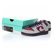 Nike SB Dunk Low Atmosphere Grey True Berry - BQ6817-001 - 3