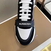 Burberry Regis Black Archive Yellow Brown White - 3