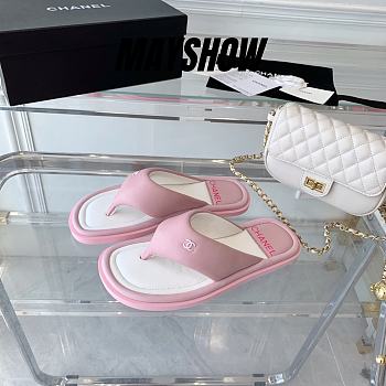 Chanel Light Pink Lambskin Padded Pool Thong Sandals