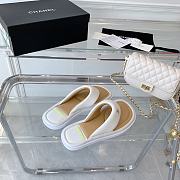 Chanel White Lambskin Padded Pool Thong Sandals - 5