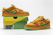 Nike SB Dunk Low Grateful Dead Bears Orange - CJ5378-800  - 3