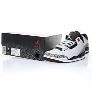 Air Jordan 3 Retro Infrared 23 - 136064-123 - 4