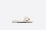 Dio(r)evolution Slide White Quilted Cannage Calfskin - KCQ726CQC_S03W - 2