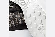 Dior B25 Runner Sneaker Black Smooth Calfskin and Beige and Black Dior Oblique Jacquard - 3SN299ZIR_H965 - 6