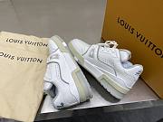 Louis Vuitton LV Trainer White Signature - 4