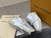 Louis Vuitton LV Trainer White Signature - 3